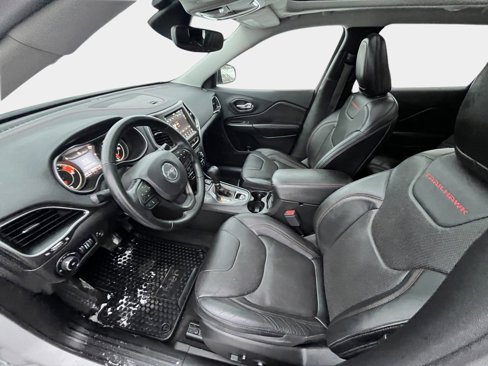 Used 2021 Jeep Cherokee Trailhawk w/ Sun, Sound & Nav Group image 9