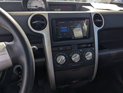 Used 2006 Scion xB image 10