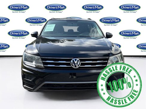Used 2018 Volkswagen Tiguan S image 2