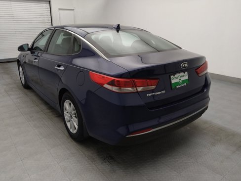Used 2017 Kia Optima LX image 5