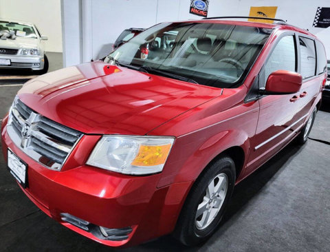Used 2008 Dodge Grand Caravan SXT image 9