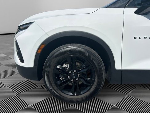 Used 2022 Chevrolet Blazer LT image 9
