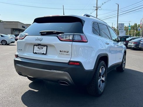 Used 2019 Jeep Cherokee Limited image 3