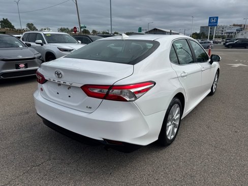 Used 2019 Toyota Camry LE image 11