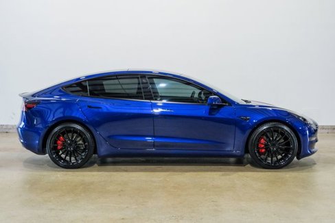 Used 2022 Tesla Model 3 Performance image 25