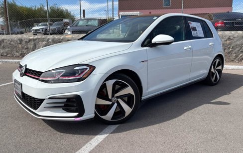 Used 2018 Volkswagen GTI SE image 1
