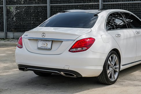 Used 2018 Mercedes-Benz C 300 Sedan w/ Multimedia Package image 11