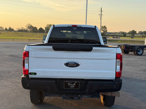 Used 2019 Ford F250 XL w/ Power Equipment Group image 6