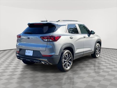 Used 2023 Chevrolet TrailBlazer ACTIV w/ Sun and Liftgate Package image 7