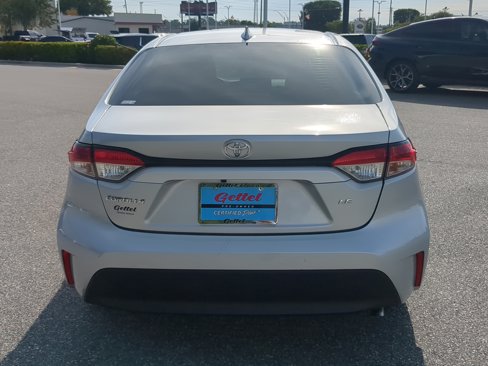 Used 2024 Toyota Corolla LE image 14