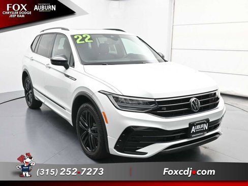 Used 2022 Volkswagen Tiguan SE R-Line image 1