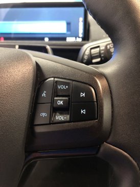 Certified 2021 Ford Mustang Mach-E Select w/ Comfort/Technology Package image 21