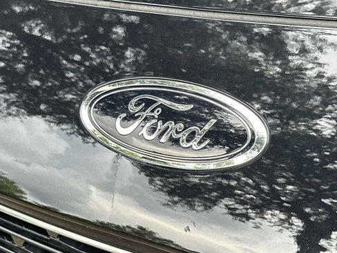 Used 2022 Ford Escape SEL w/ SEL Stealth AWD Package image 10