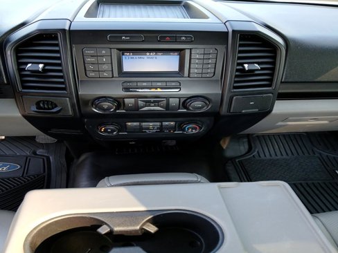 Used 2020 Ford F150 XL w/ Trailer Tow Package image 15