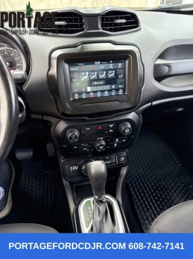 Used 2021 Jeep Renegade Latitude w/ Convenience Group image 19