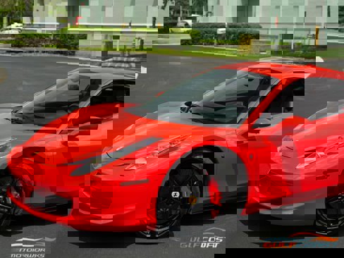 Used 2012 Ferrari 458 Italia Coupe image 9