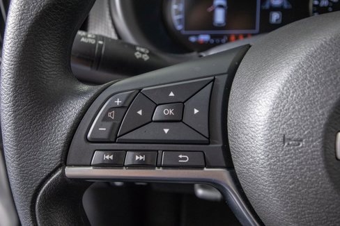 Used 2024 Nissan Kicks SV image 20