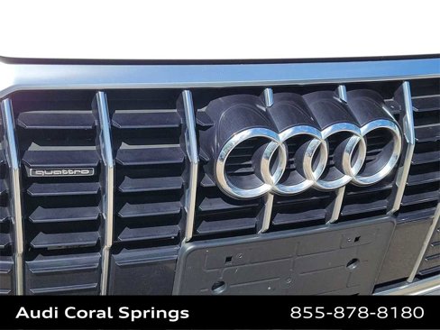Used 2019 Audi Q3 2.0T Premium image 18