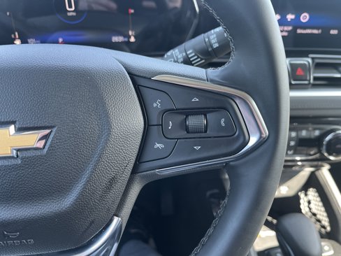 Used 2025 Chevrolet TrailBlazer LT w/ Convenience Package image 21