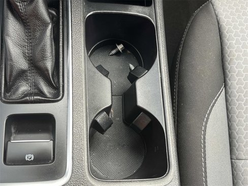 Used 2019 Ford Escape SE image 22