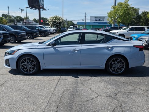 Used 2023 Nissan Altima 2.0 SR image 7