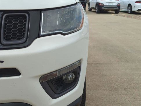 Used 2021 Jeep Compass Latitude image 10
