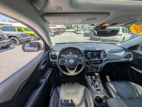 Used 2021 Jeep Cherokee Limited w/ Trailer Tow Group image 12