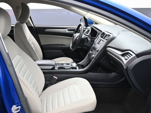 Used 2018 Ford Fusion S image 31