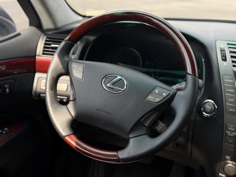 Used 2008 Lexus LS 460 L image 9