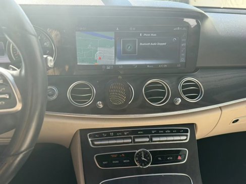 Used 2019 Mercedes-Benz E 300 image 10