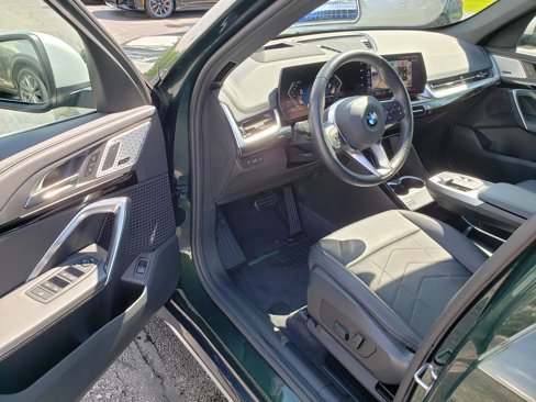 Used 2024 BMW X1 xDrive28i image 9