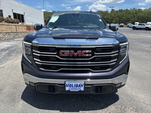 Used 2022 GMC Sierra 1500 SLT w/ SLT Convenience Package image 11
