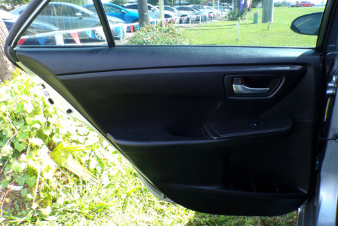 Used 2017 Toyota Camry SE image 34