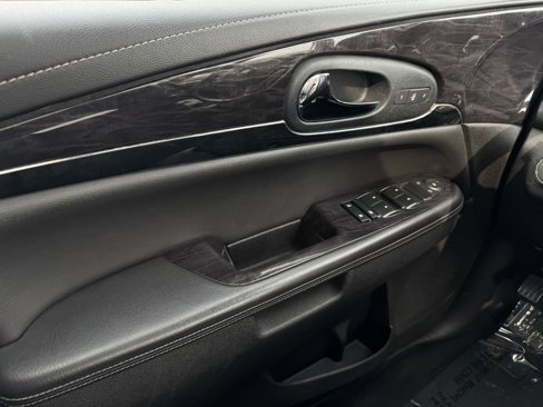 Used 2017 Buick Enclave Leather image 28