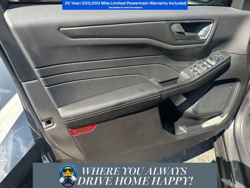 New 2025 Ford Escape Active w/ Cold Weather Package image 8