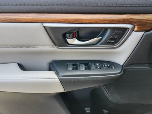 Certified 2017 Honda CR-V Touring image 33