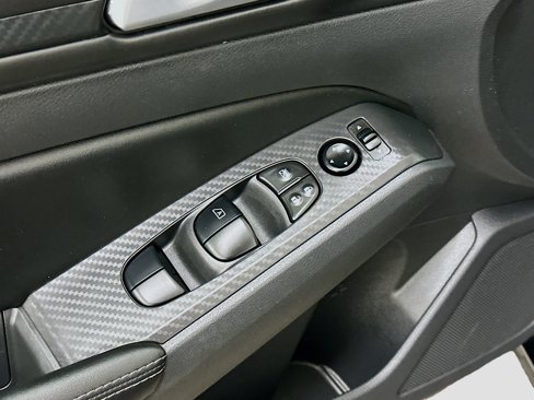 Used 2024 Nissan Altima 2.5 SV image 15