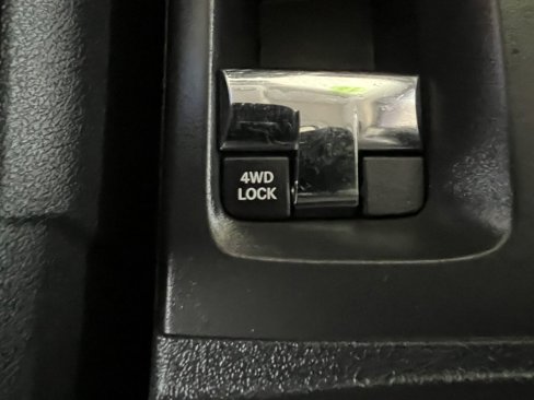Used 2016 Jeep Patriot High Altitude image 24