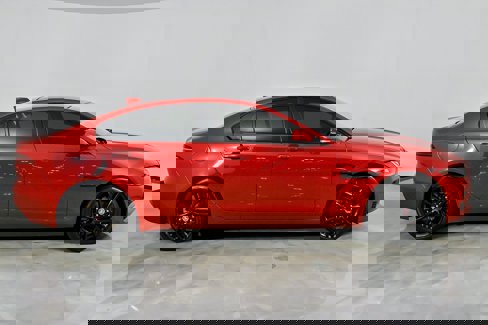 Used 2020 Jaguar XE S image 14