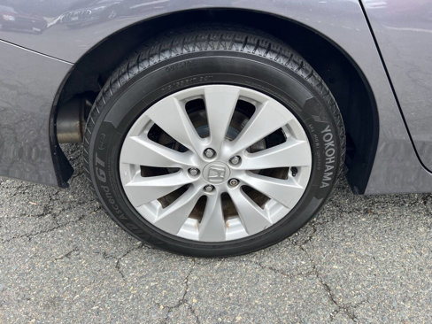 Used 2014 Honda Accord EX-L image 18