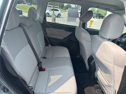 Used 2016 Subaru Forester 2.5i Premium w/ All-Weather Package image 15
