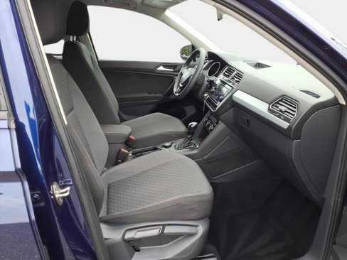 Used 2021 Volkswagen Tiguan S image 16
