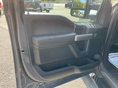 Used 2018 Ford F150 XLT w/ Equipment Group 302A Luxury image 14