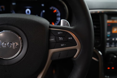 Used 2014 Jeep Grand Cherokee Limited image 20