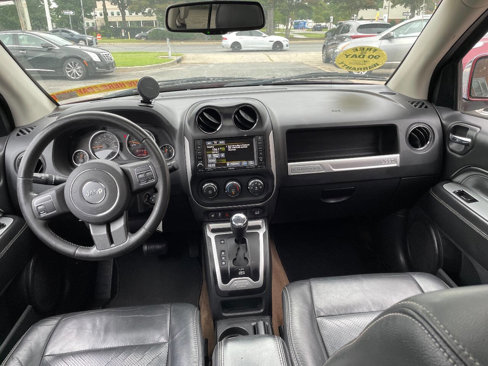 Used 2014 Jeep Compass High Altitude image 32