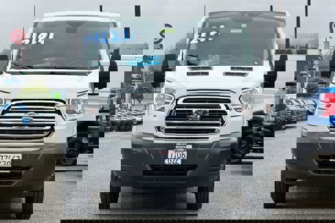 Used 2017 Ford Transit 350 XLT image 10