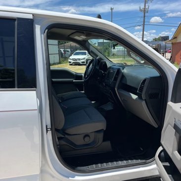 Used 2019 Ford F150 XLT image 9