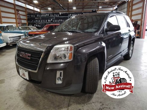Used 2015 GMC Terrain SLE image 1
