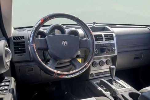 Used 2007 Dodge Nitro SXT image 9