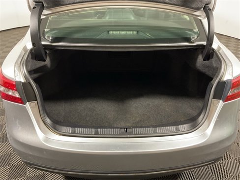 Used 2016 Toyota Avalon XLE image 14